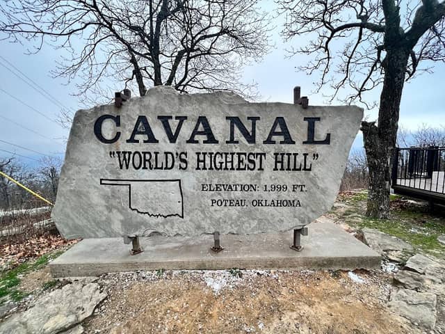 Cavanal Hill Overlook & Pavilion - Image 2
