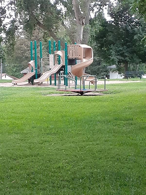 Camenzind Park - Image 1