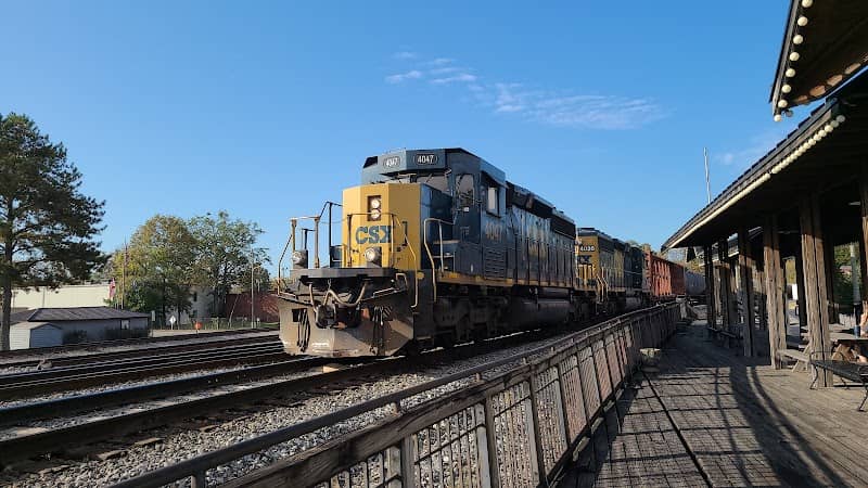 Irondale Train Watching Platform - Image 1