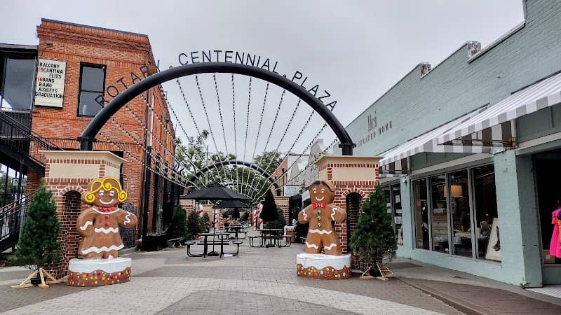 Rotary Centennial Plaza - Image 2