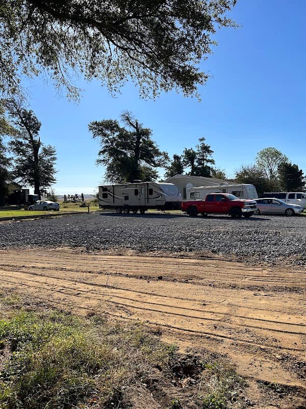 Whispering Oaks Rv Park - Image 1