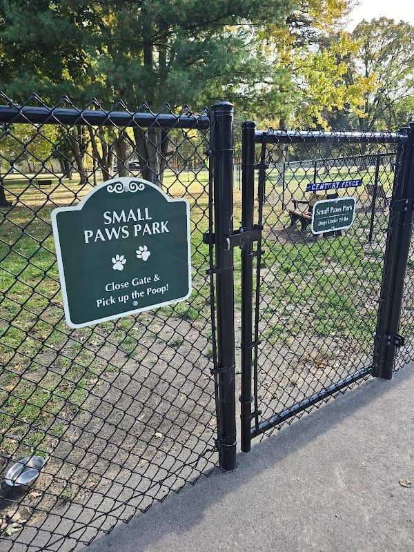 ST FRANCIS DOG PARK - Image 2