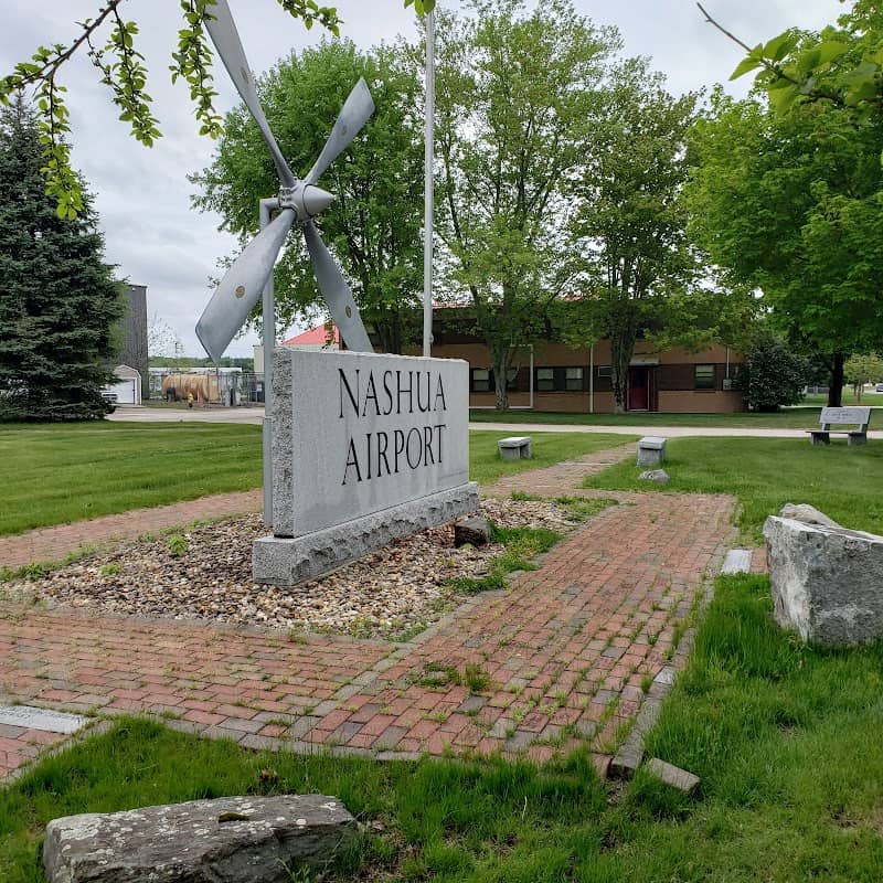 Nashua Pilot's Monument - Image 1