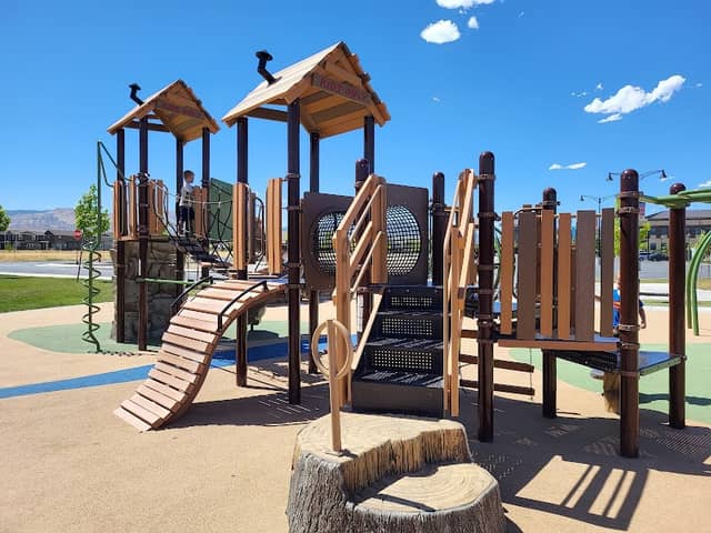 J. Lynn Crane Park - Image 2