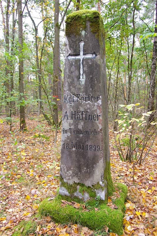 Häffner Memorial - Image 1