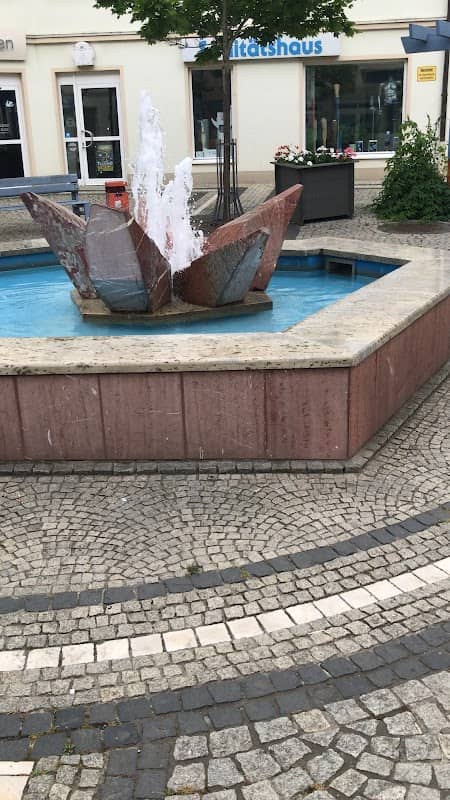 Stadtbrunnen Blumenbrunnen - Image 1