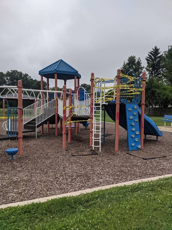 Lincoln Green Park - Image 2