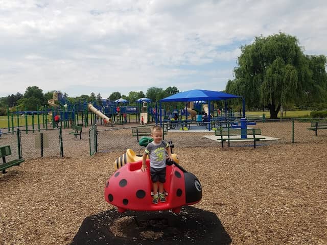 Woodlands Park - Image 2