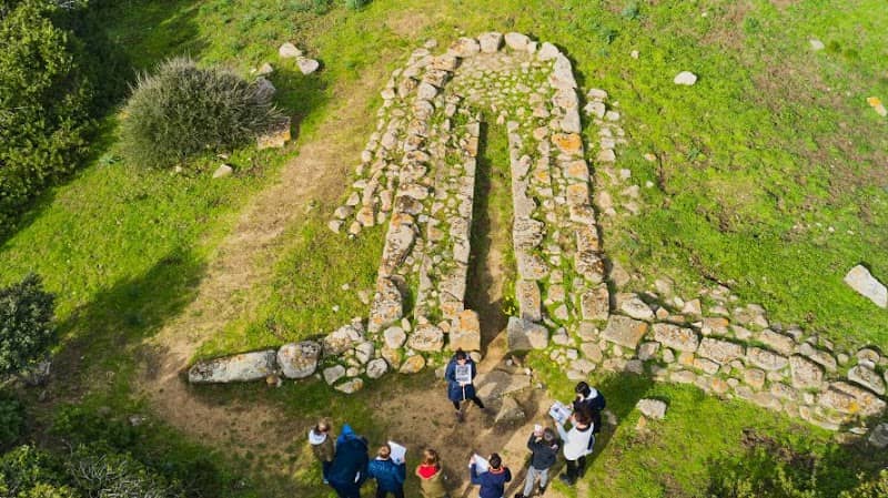 Sito Archeologico Lu Brandali - Mostra di Archeologia Nuragica - Image 1
