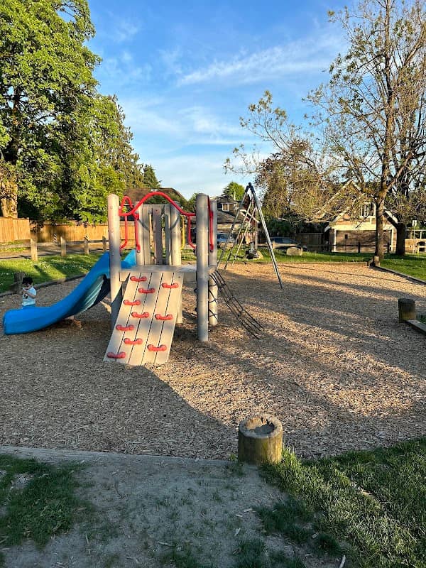 Sullivan Park - Image 1