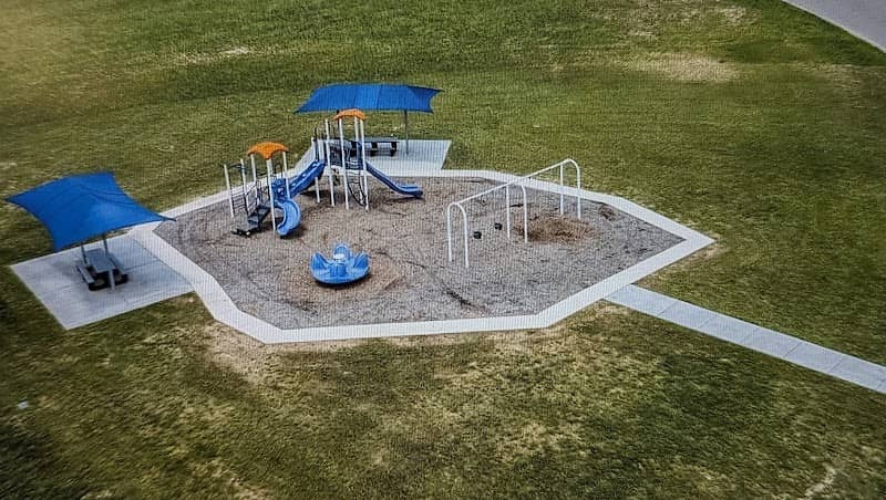 Country Lakes Park - Image 2