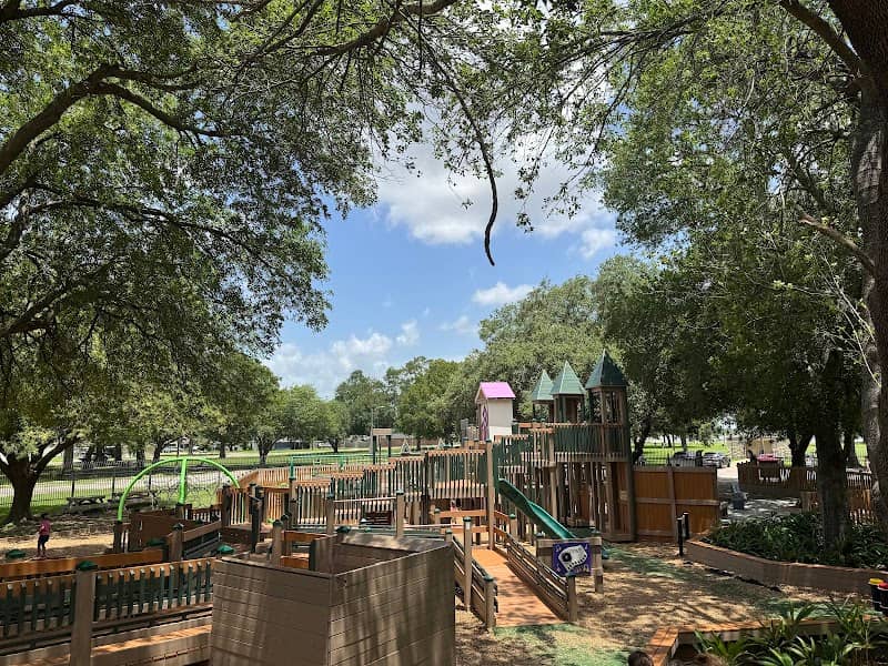 Port Neches Splash Park - Image 1