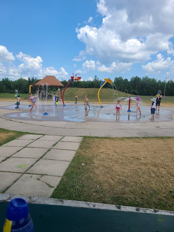 Anniversary Park - Image 1