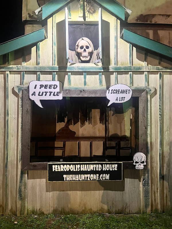 Fearopolis - Haunted House and Zombie Paintball Bus - Image 2