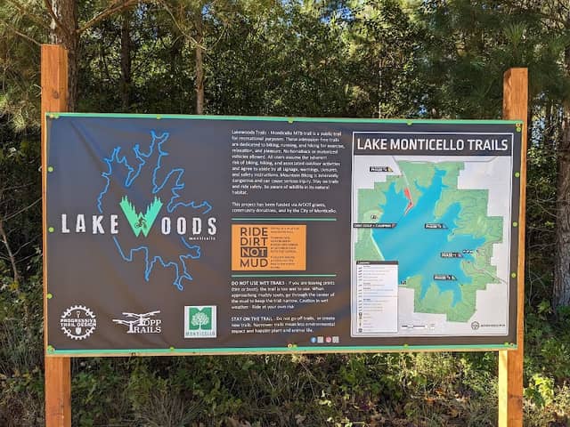 Lakewoods Trailhead - Image 1