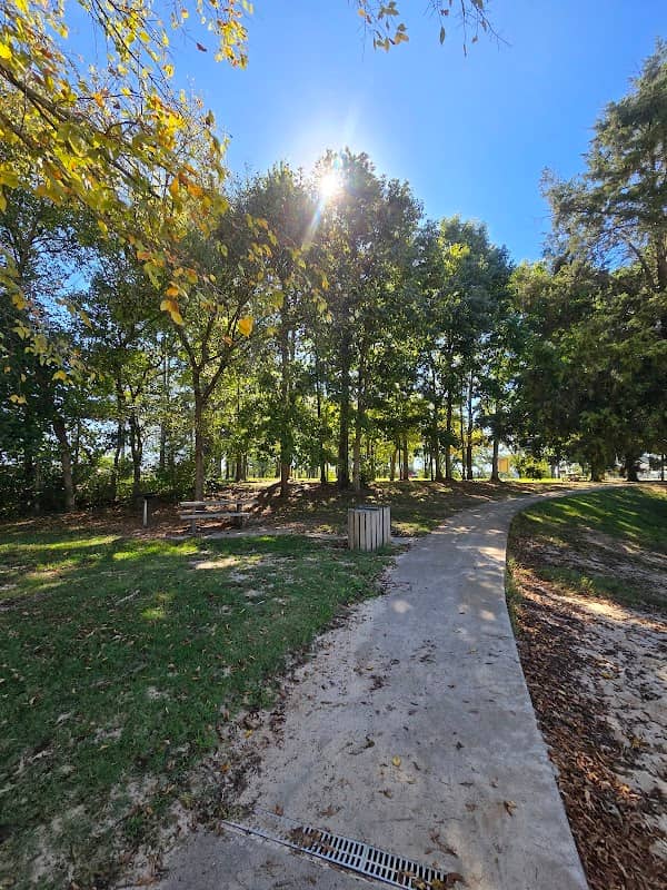 Tellico Dam Parking Area - Image 2