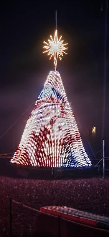 Old Wire Lights - Image 1