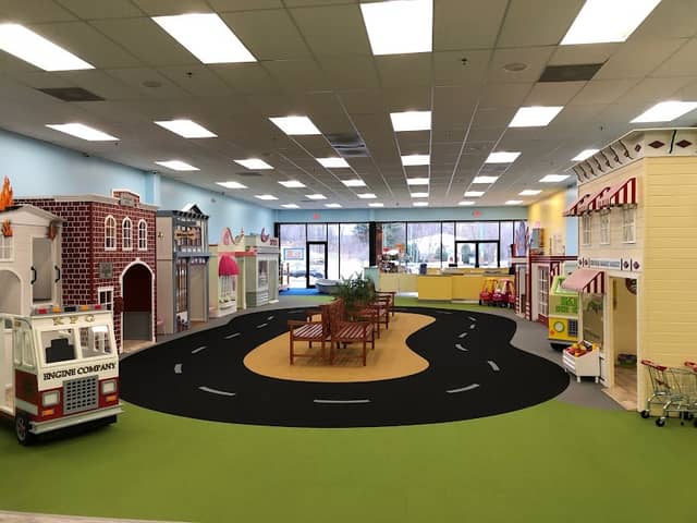 Kids Play Gallery - Image 1