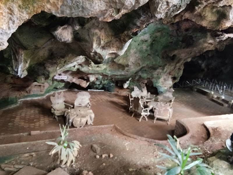 Cave Akbar - Image 2