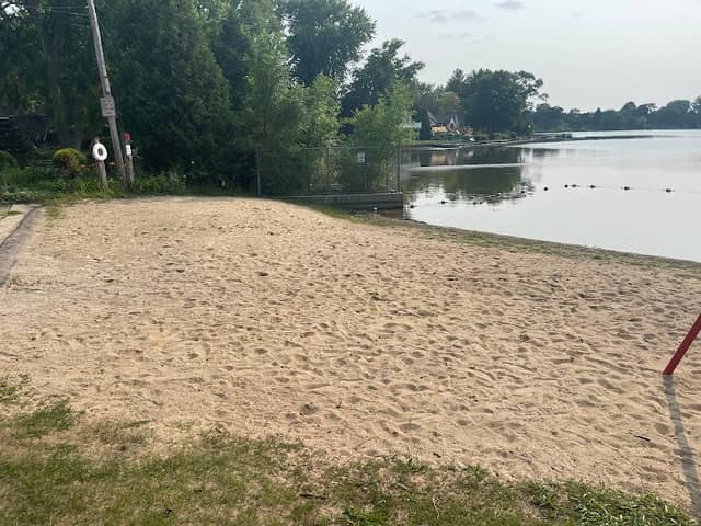 Brier Beach - Image 2