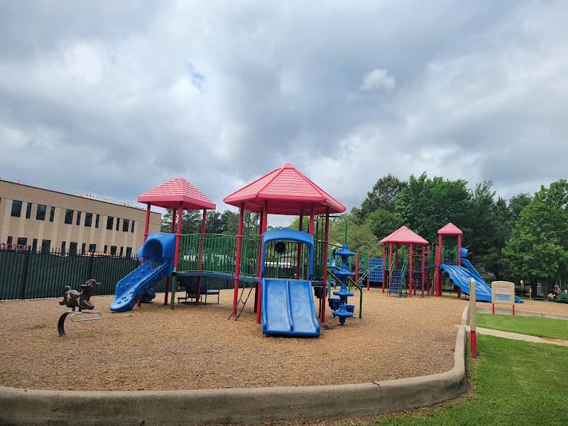 Susan C. Kellner Pocket Park - Image 3