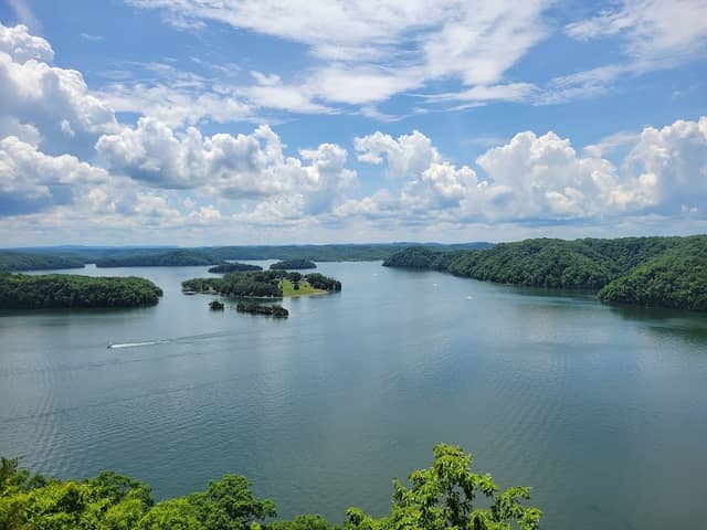 Eagles Point - Image 1