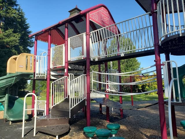 Jennings Park - Image 1