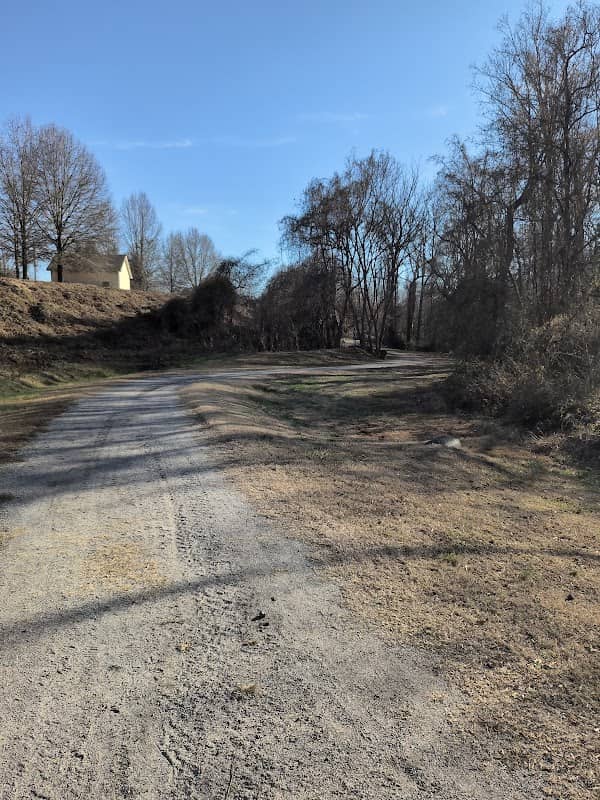 Heritage Trail Greenway South Parking - Image 2