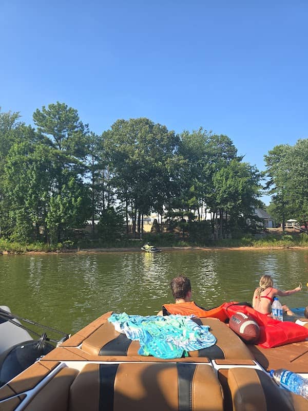 Cocktail Cove LKN - Image 1