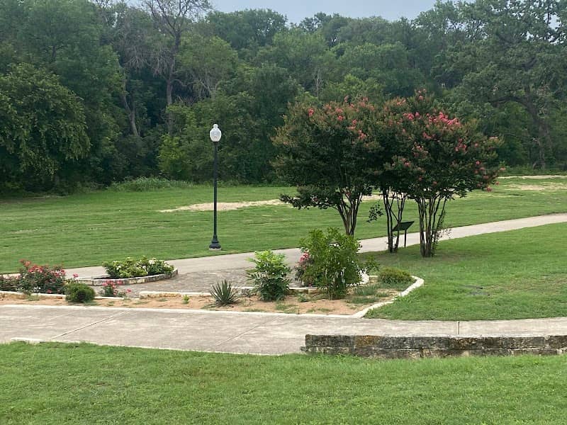 Harris Community Park - Image 1