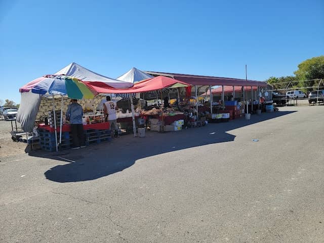 Flea Market - Image 2