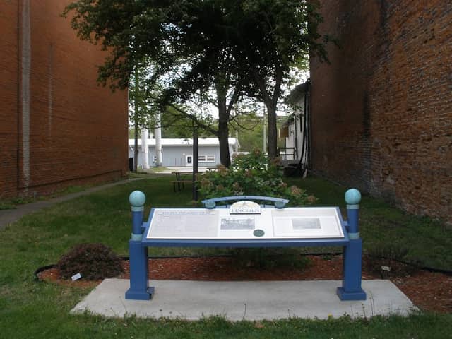 Friendship Park - Image 2