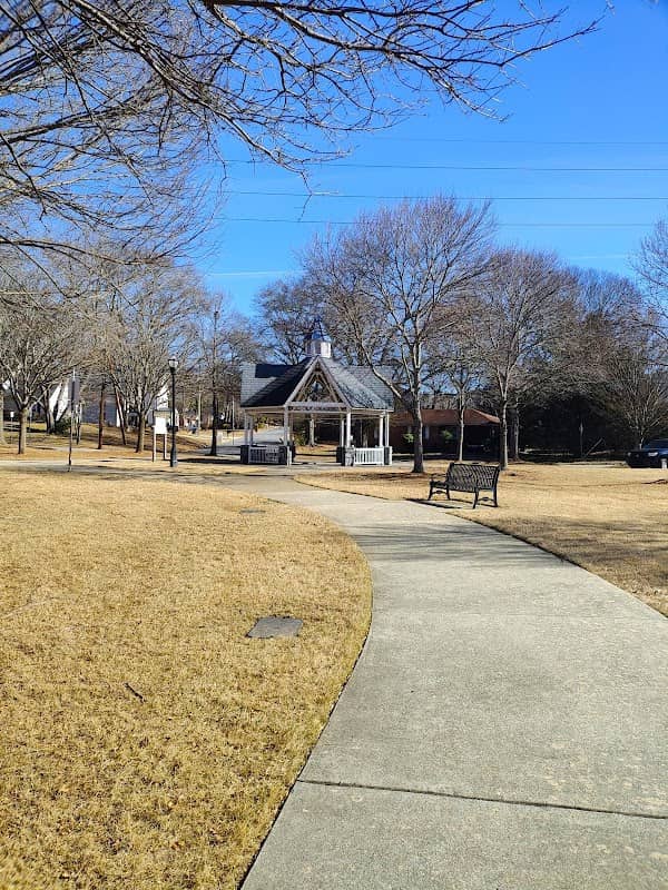 Henry Memorial Park - Image 3