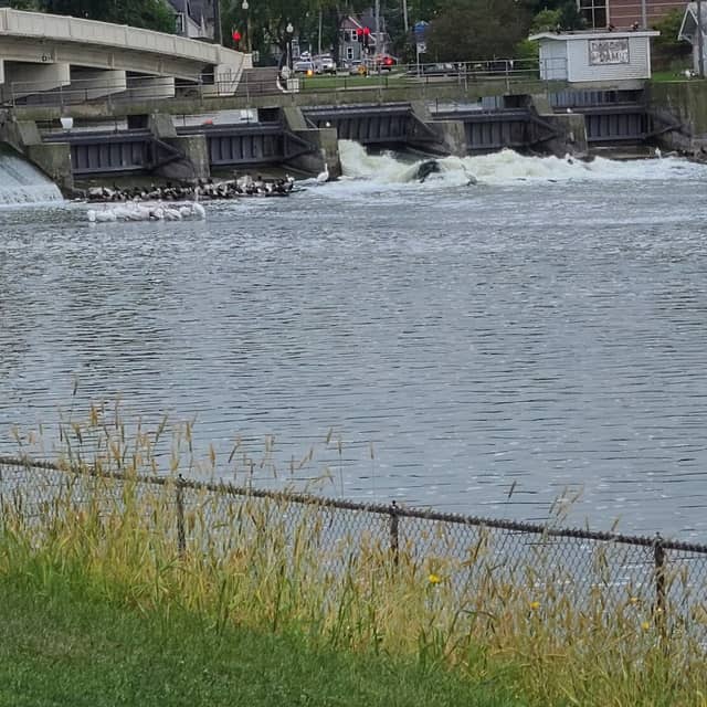 Island Park - Image 1