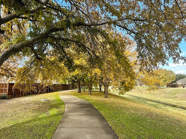Chisholm Trail Park - Image 1