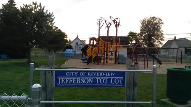 Jefferson Tot Lot - Image 1