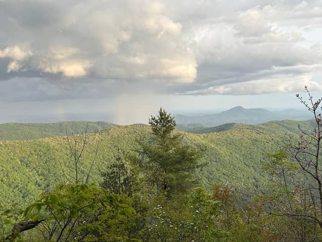 Mountain lookout - Image 2