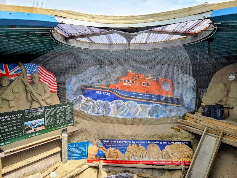 Beach Fun Fair - Image 1