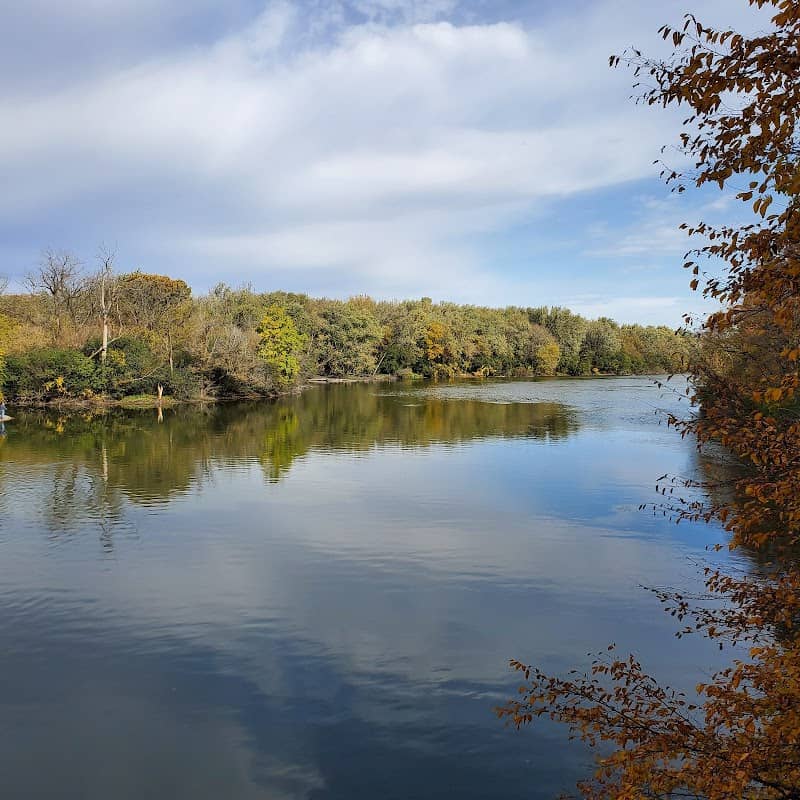 Red Oak Nature Center - Image 1