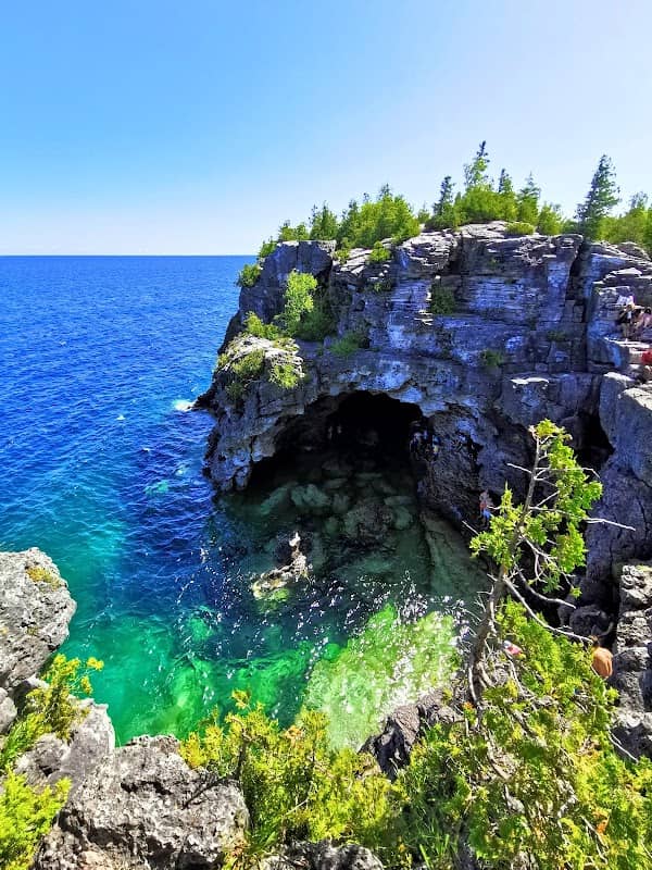 The Grotto, Bruce Peninsula National Park - Image 1