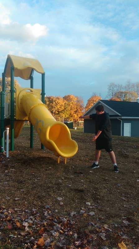 Carman Park - Image 2