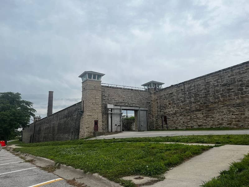 Tower 8 - Image 1