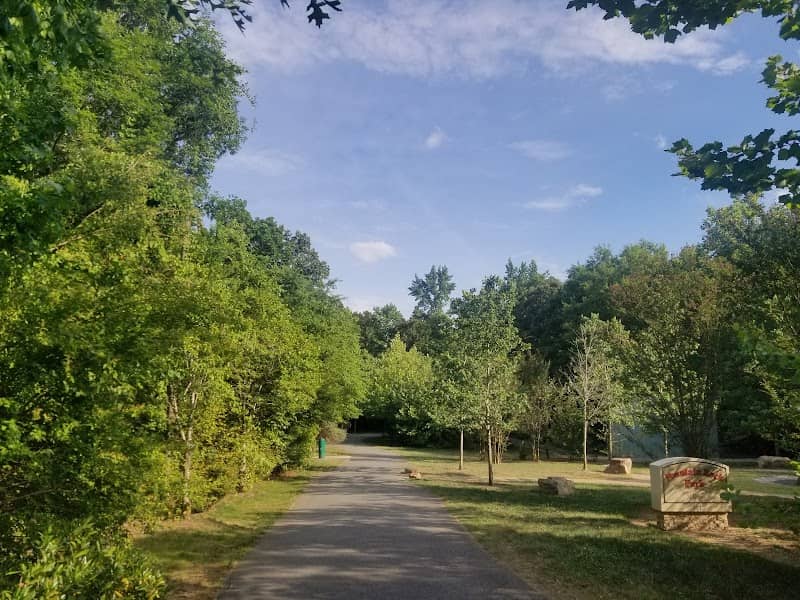 Fountain Rock Park - Image 1