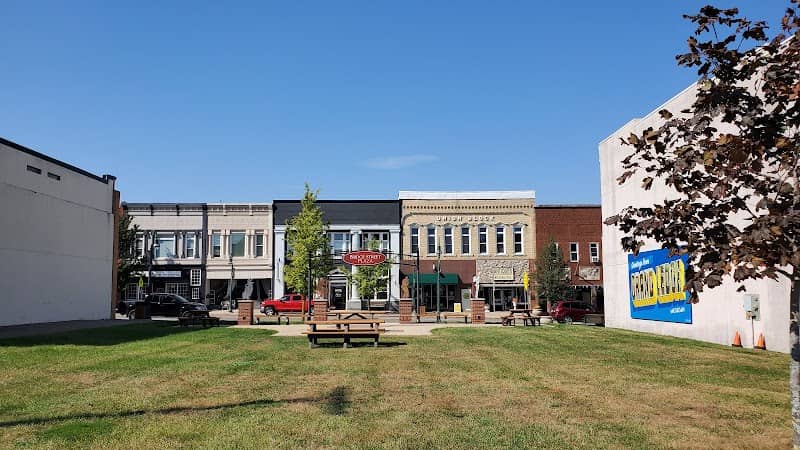 Grand Ledge - Image 2