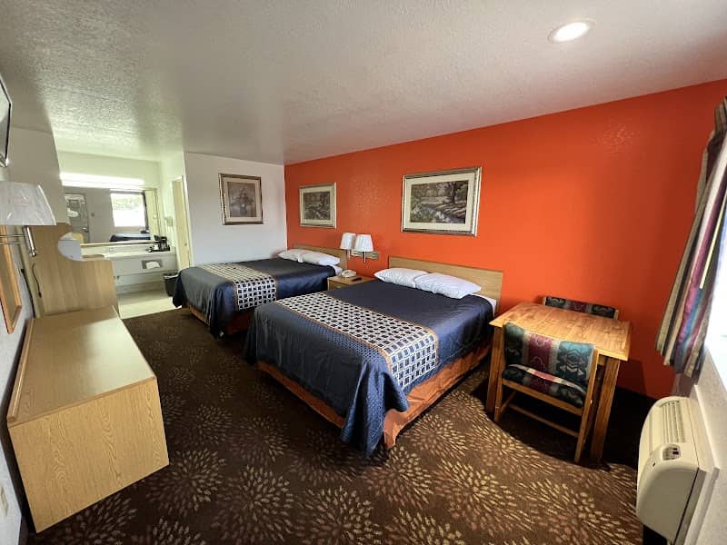 Greystone Inn - Image 2