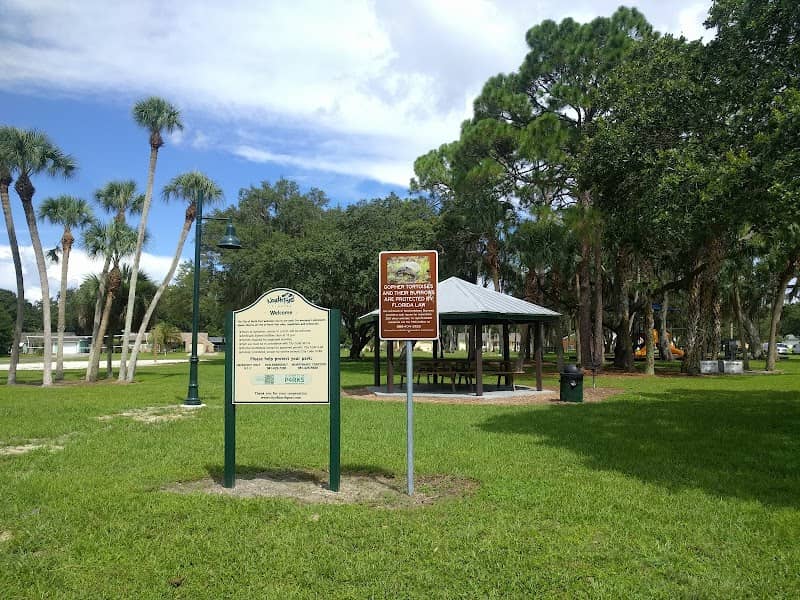 Pine Park - Image 1