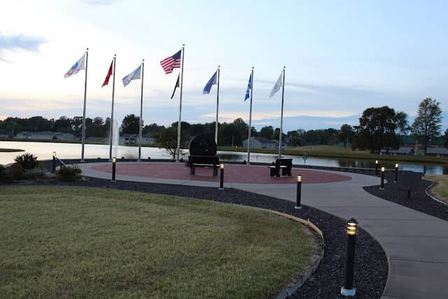 Veterans Monument Park - Image 1