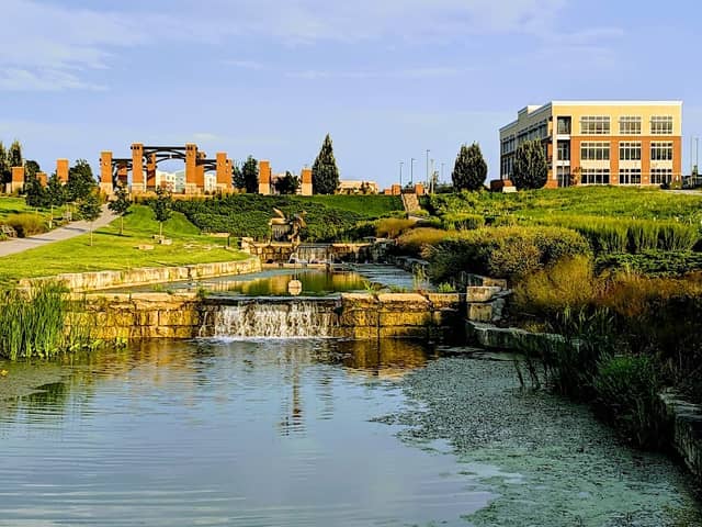 Central Green Park - Image 1