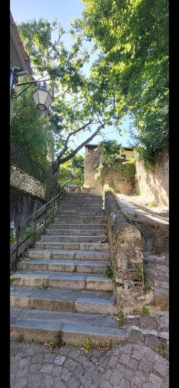 Quartier Des Lavandières - Image 1