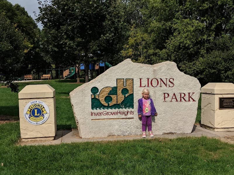 Lions Park - Image 2